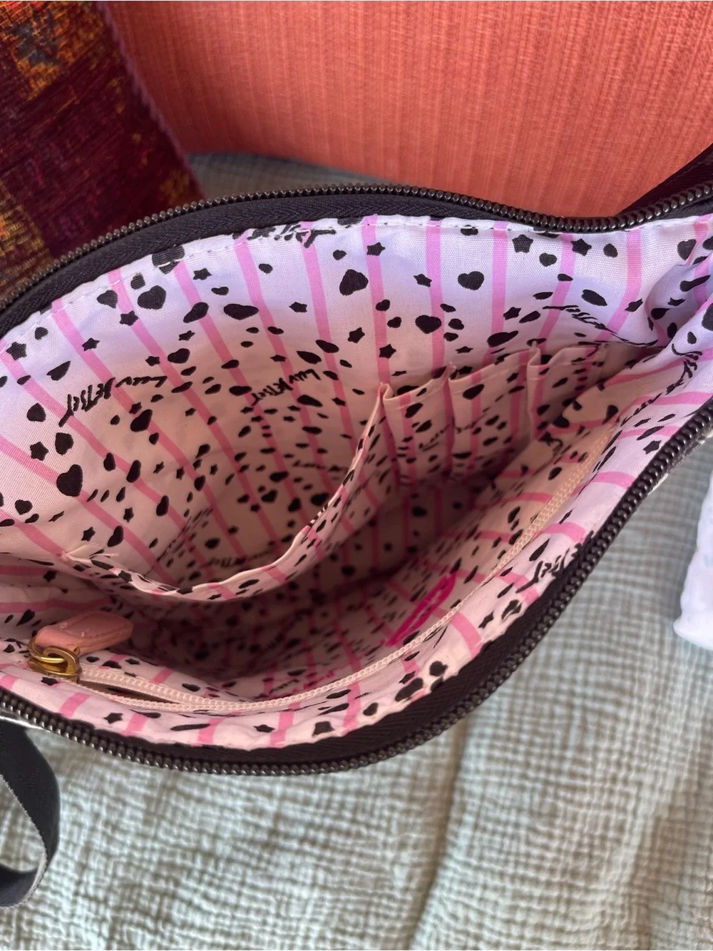 Betsey Johnson Black Pink Floral Crossbody Bag – Like New